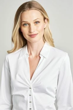 Elie Tahari Vichi Long Sleeve Shirt 9 Elie Tahari Vichi Long Sleeve Shirt -Elie Tahari Sales 2023 C6044500 WHITE 2FRONT 0044