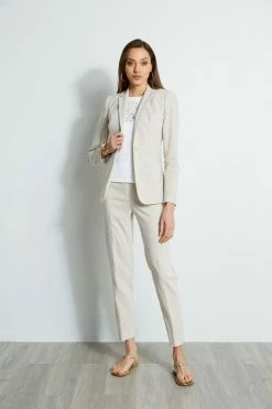 Elie Tahari Linen Blazer 10 Elie Tahari Linen Blazer -Elie Tahari Sales 2023 CR405K200 PUTTYMELANGE E405K103 PUTTYMELANGE E45XB503 PEARL 1hero 0701