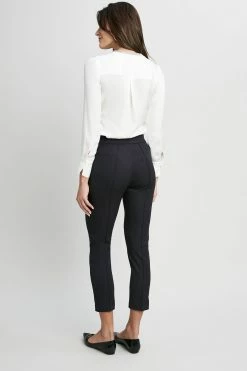 Elie Tahari Contour Slim Pant 11 Elie Tahari Contour Slim Pant -Elie Tahari Sales 2023 E10M0211 BLACK 3BACK 0352