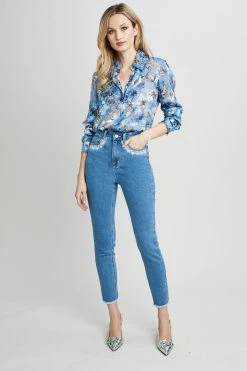 Elie Tahari Embroidered Jean -Elie Tahari Sales 2023 E1116201 SKY 1HERO 0017