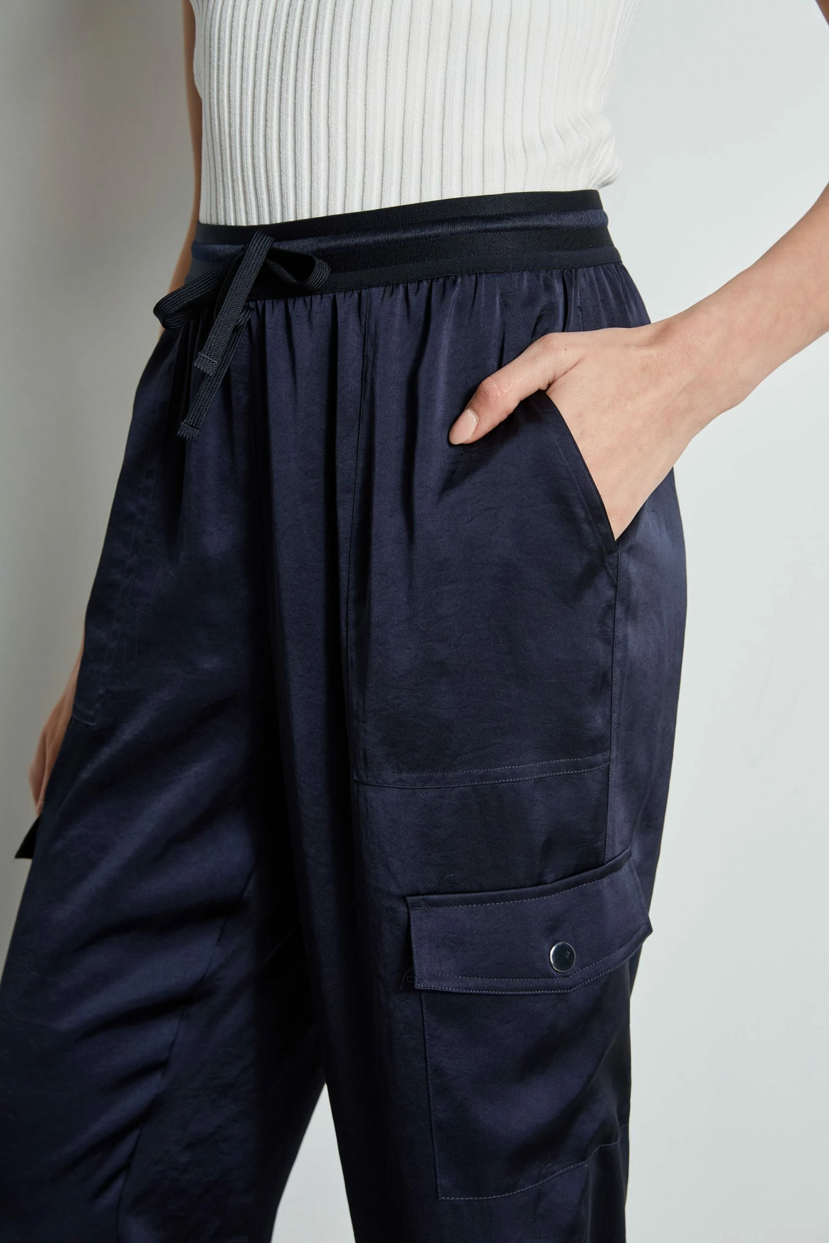 Elie Tahari Satin Cargo Pocket Pant 7 Elie Tahari Satin Cargo Pocket Pant - Image 5