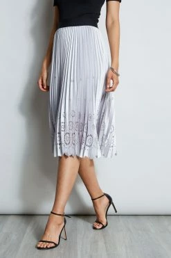 Elie Tahari Satin Platinum Pleated Skirt -Elie Tahari Sales 2023 E713F303 PLATINUM E75X2513 BLACK 2front 1695