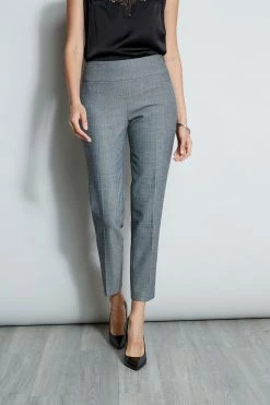 Elie Tahari Herringbone Slim Pant -Elie Tahari Sales 2023 E802R103 HERRINGBONE E802R203 HERRINGBONE E707G503 BLACK 2front 039
