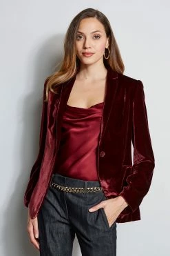 Elie Tahari Velvet Hooded Blazer -Elie Tahari Sales 2023 E902P202 DENIM EN049102 MERLOT E907G512 MERLOT 2FRONT 619