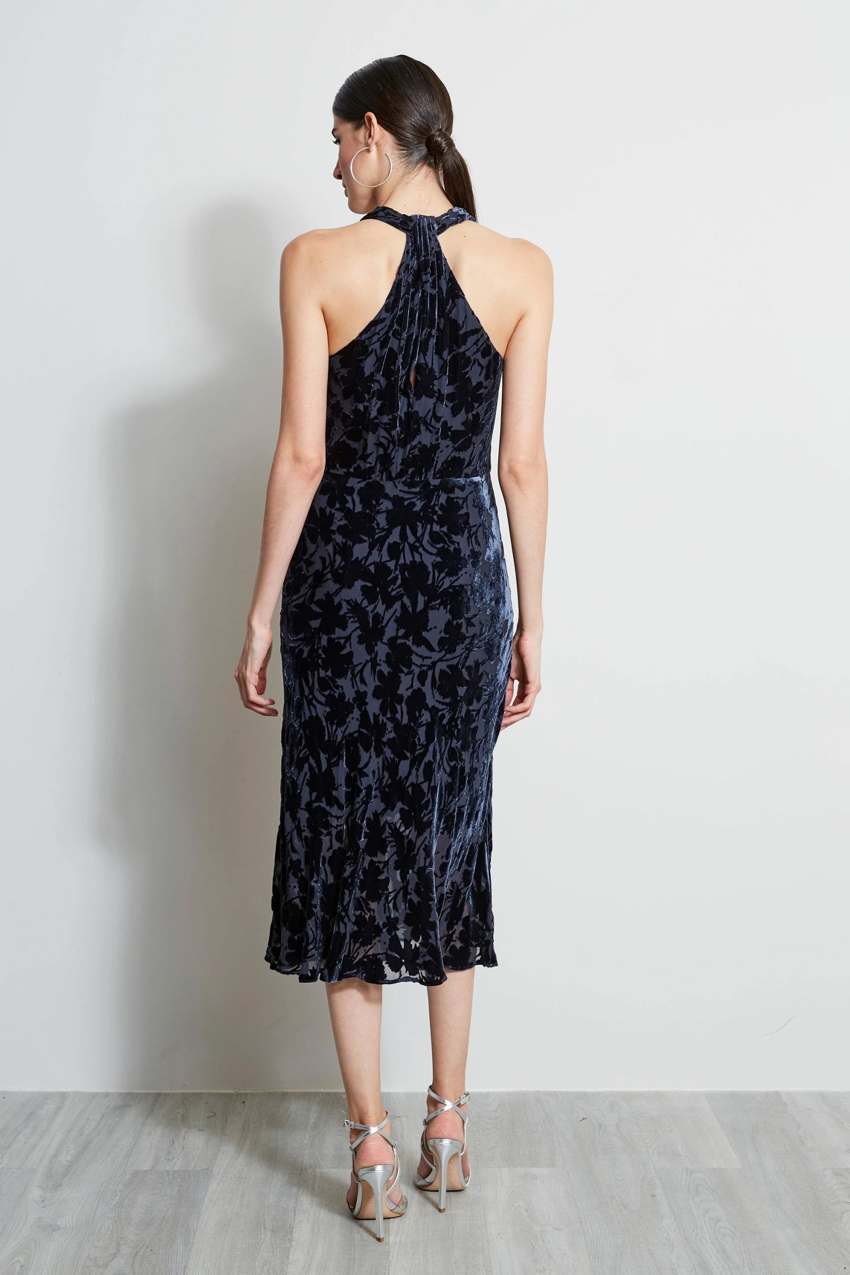 Elie Tahari Burn Out Velvet Halter Dress 6 Elie Tahari Burn Out Velvet Halter Dress - Image 4