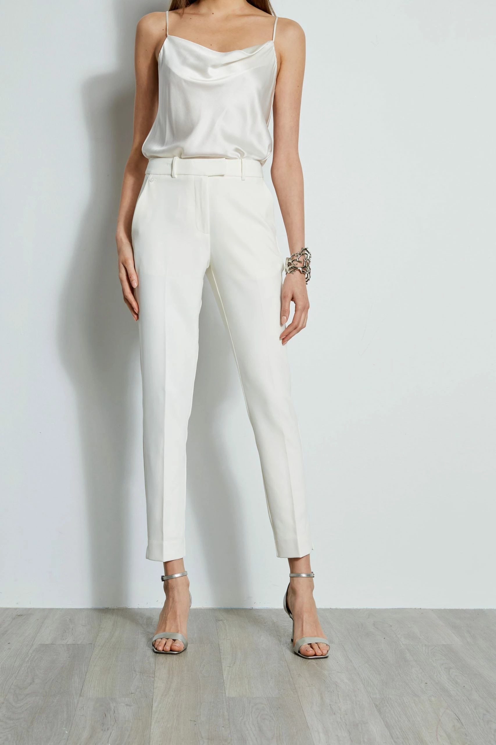 Slim Fit Cropped Pants 3 Slim Fit Cropped Pants