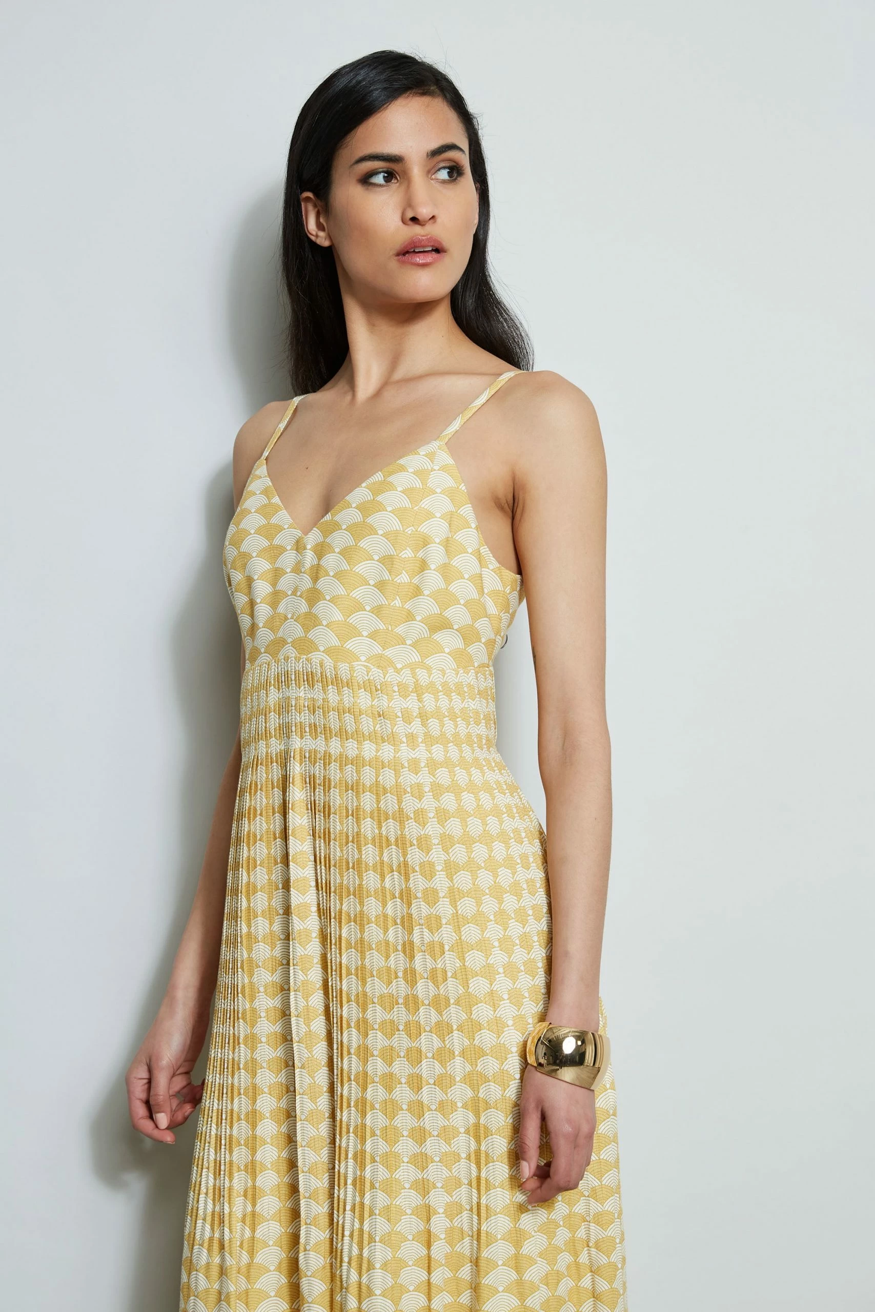 Diamond Soft Pleat Midi Dress 4 Diamond Soft Pleat Midi Dress - Image 2