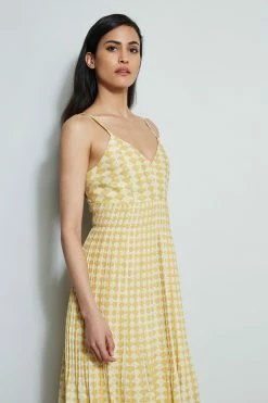 Diamond Soft Pleat Midi Dress 12 Diamond Soft Pleat Midi Dress -Elie Tahari Sales 2023 ETR32181 CAPEDIAMONDARCHPRINT 2front 2504