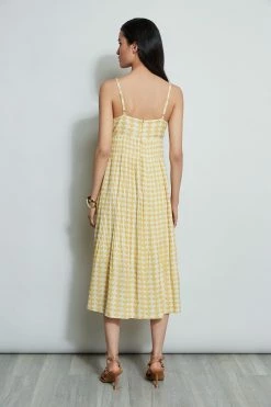 Diamond Soft Pleat Midi Dress 13 Diamond Soft Pleat Midi Dress -Elie Tahari Sales 2023 ETR32181 CAPEDIAMONDARCHPRINT 3back 2516