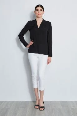 Elie Tahari Long Sleeve Silk Contour Shirt 6 Elie Tahari Long Sleeve Silk Contour Shirt -Elie Tahari Sales 2023 EU8M021U WHITE PANT E310N513 BLACK 1HERO 1727
