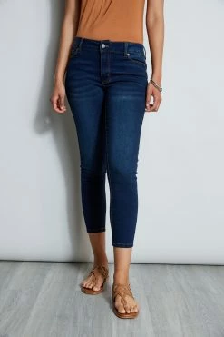 Tahari Mid-Rise Stretch Denim Ankle Jeans -Elie Tahari Sales 2023 TC19C1475 FRENCHMENWASH 2front 1810
